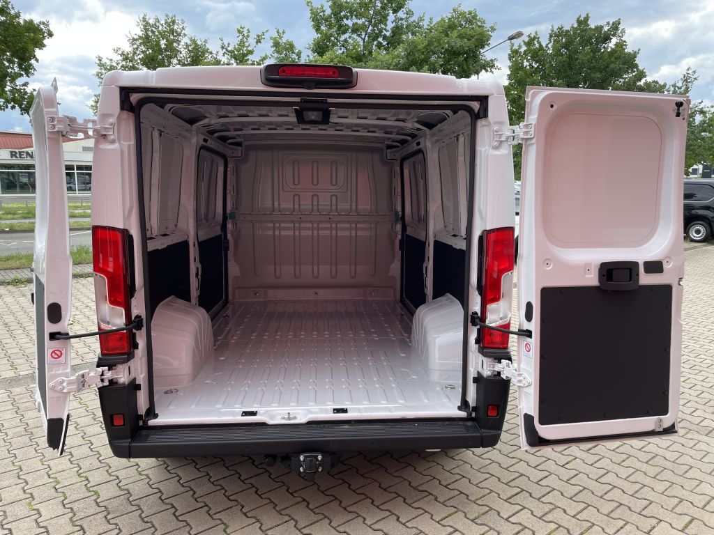 Fahrzeugabbildung Citroën Jumper Kawa 35 L2H1 BlueHDi 140 + AHK