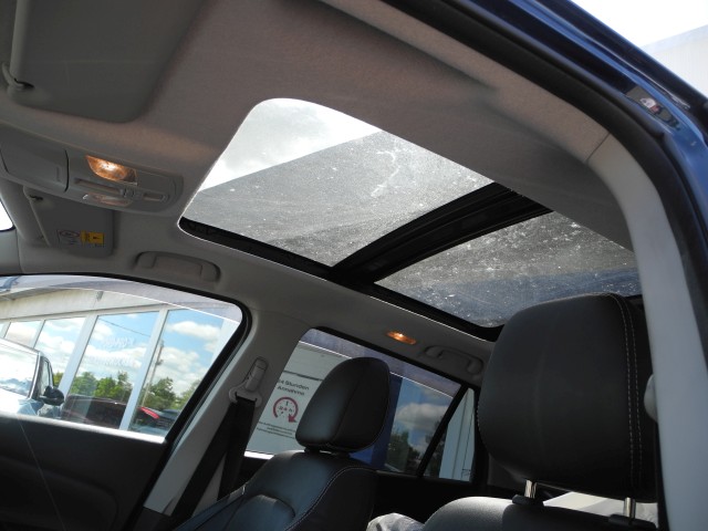 Fahrzeugabbildung Suzuki SX4 S-Cross 1.4 Allgrip Comfort+ - Navi, ACC, WR