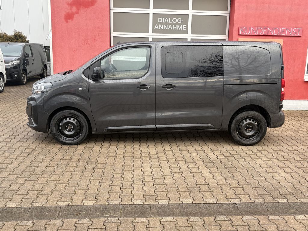 Fahrzeugabbildung Citroën Jumpy Flexkabine M 2.2 Diesel 150 Man + 5-Sitzer