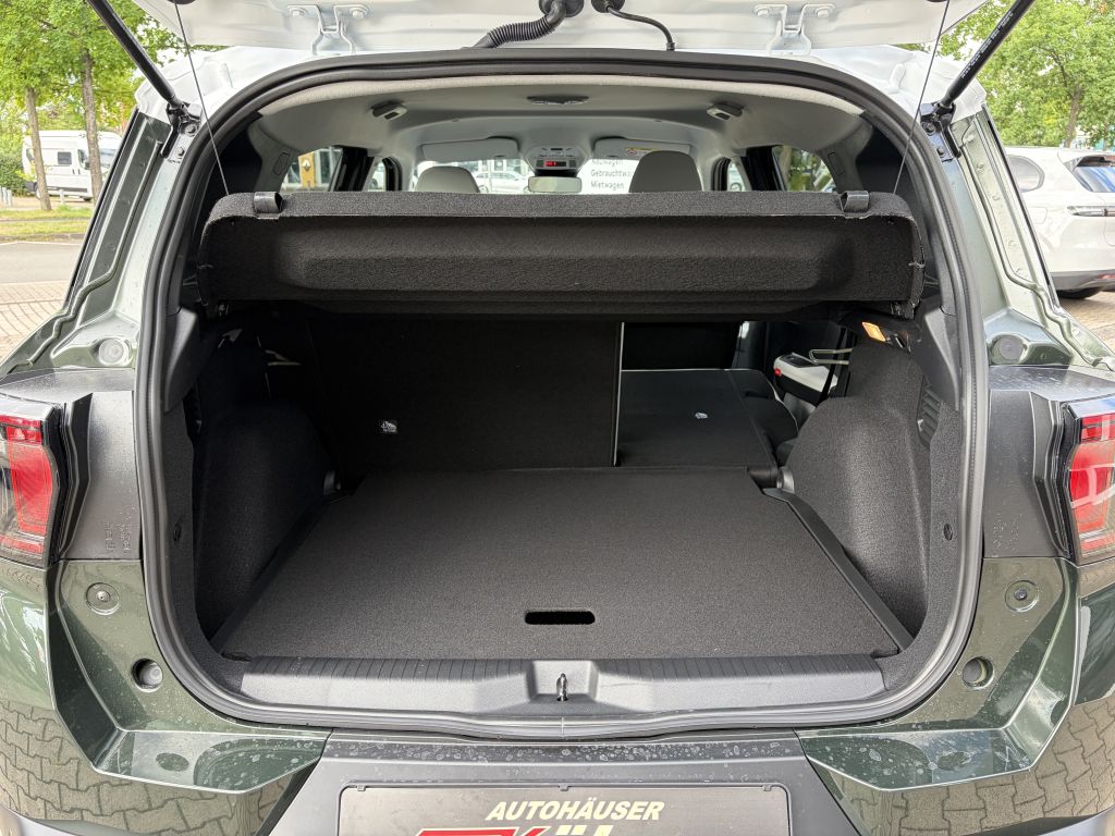 Fahrzeugabbildung Citroën C3 Aircross Turbo 100 PLUS + Winter, Allwetter