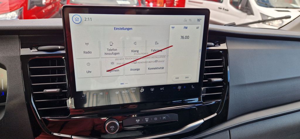 Fahrzeugabbildung Ford E-Transit 350L3 Trend- Camper, Pers./Rolli-Trans.