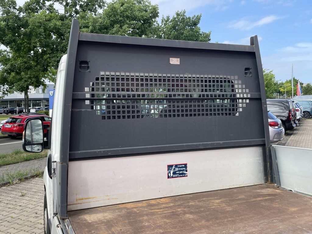 Fahrzeugabbildung Citroën Jumper Pritsche 35 Heavy L4 BlueHDi 130 + AHK