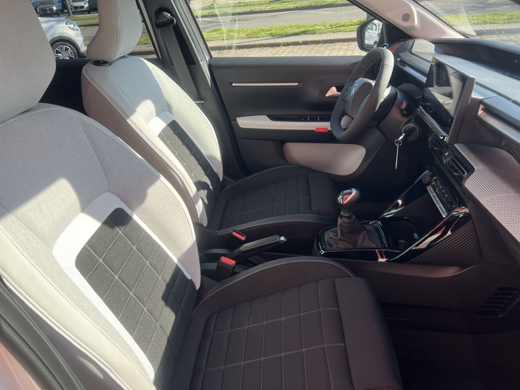 Fahrzeugabbildung Citroën C3 Turbo 100 Stop&Start MAX