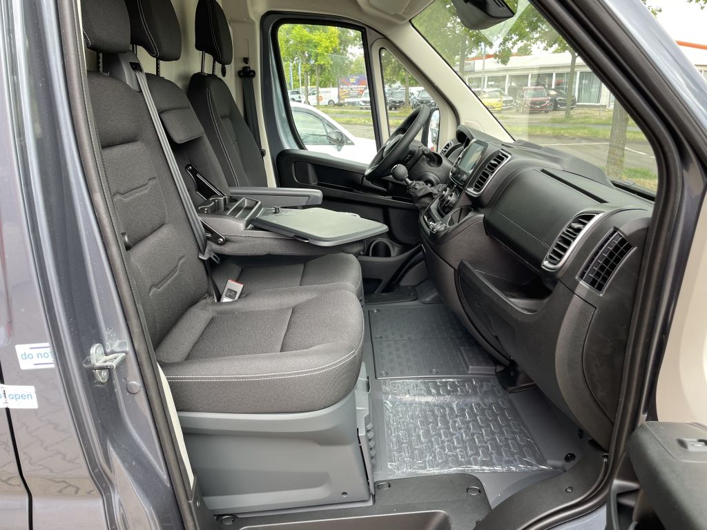 Fahrzeugabbildung Citroën Jumper Kawa 35 Heavy L2H2 BlueHDi 180 + Winter-P