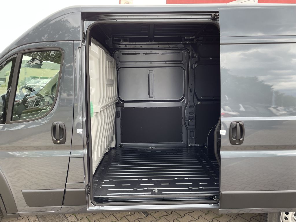 Fahrzeugabbildung Citroën Jumper Kawa 35 Heavy L2H2 BlueHDi 180 + Winter-P