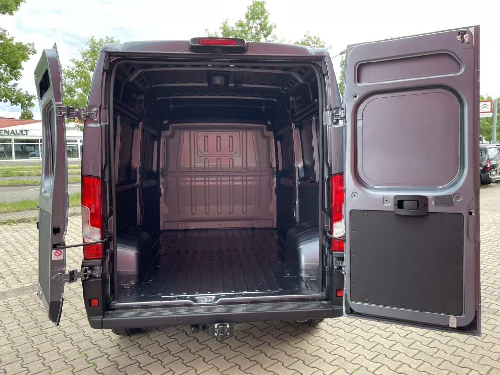 Fahrzeugabbildung Citroën Jumper Kawa 35 Heavy L2H2 BlueHDi 180 + Winter-P