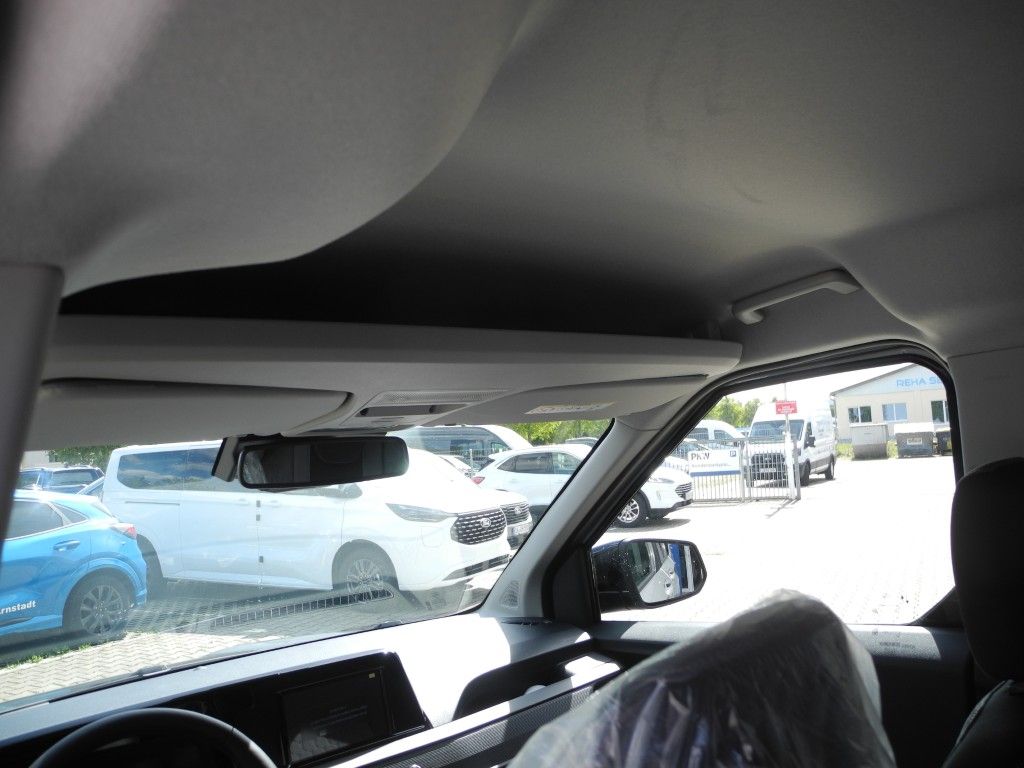Fahrzeugabbildung Ford Tourneo Courier 1.0 TITANIUM - Navi, ACC, TW-Ass