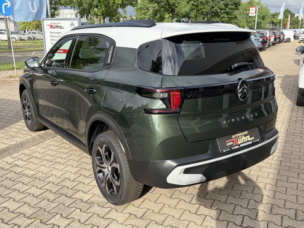 Fahrzeugabbildung Citroën C3 Aircross Turbo 100 PLUS + Winter, 7-Sitz, NAV