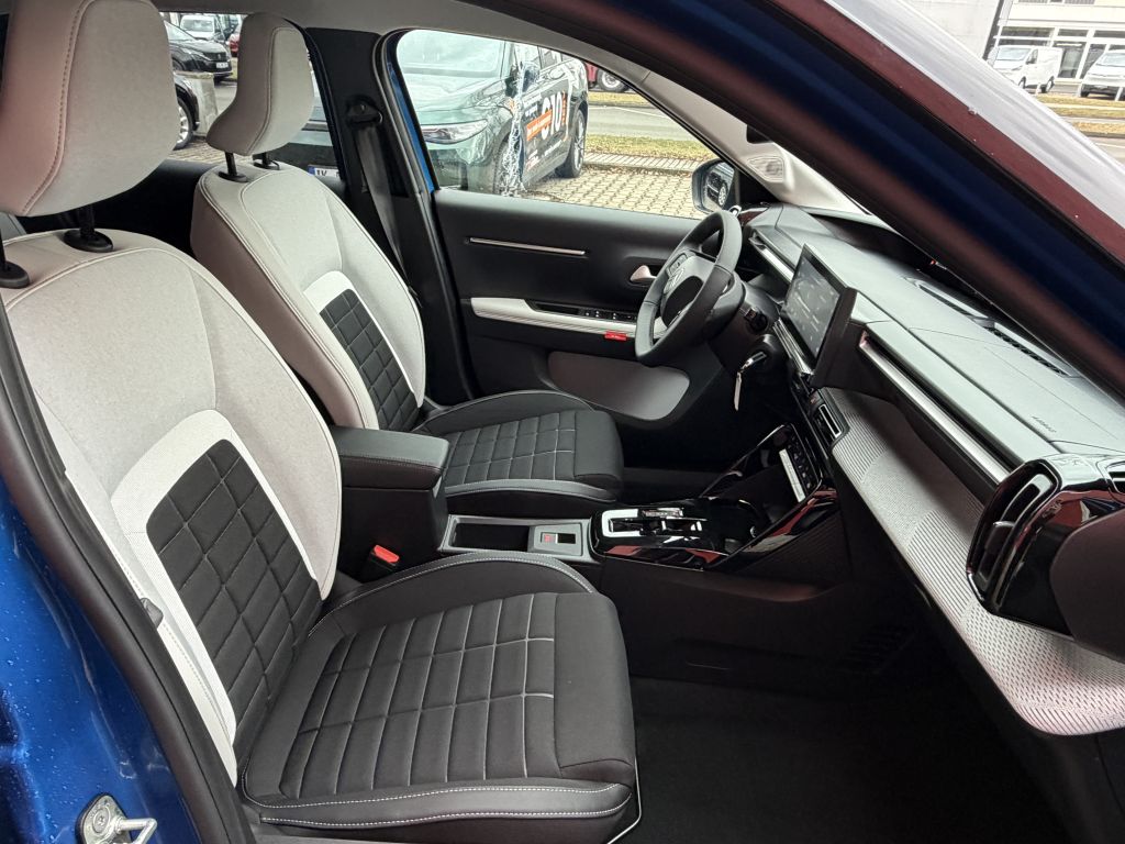 Fahrzeugabbildung Citroën C3 Hybrid 110 Automatik MAX Winter Paket