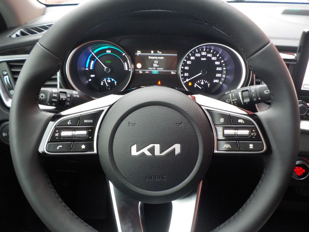 Fahrzeugabbildung Kia XCeed 1.6 GDI Plug-in Hybrid Vision + Nav, Komf.