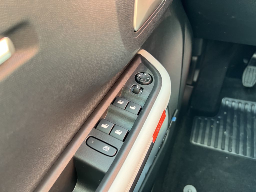 Fahrzeugabbildung Citroën C3 Turbo 100 Stop&Start PLUS Winter Paket Plus