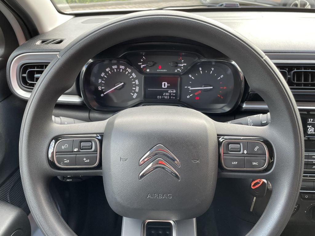 Fahrzeugabbildung Citroën C3 PureTech 82 Feel + Einparkhilfe, Garantie!