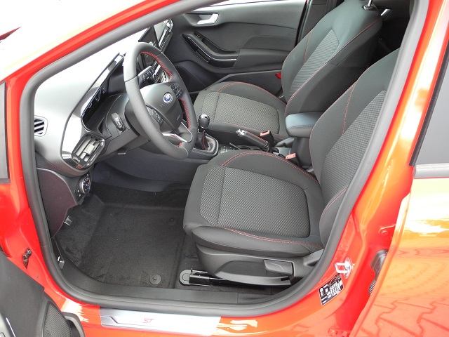 Fahrzeugabbildung Ford Fiesta 1.0 ST-LINE - LED Abbl./Fernl., Parkass.