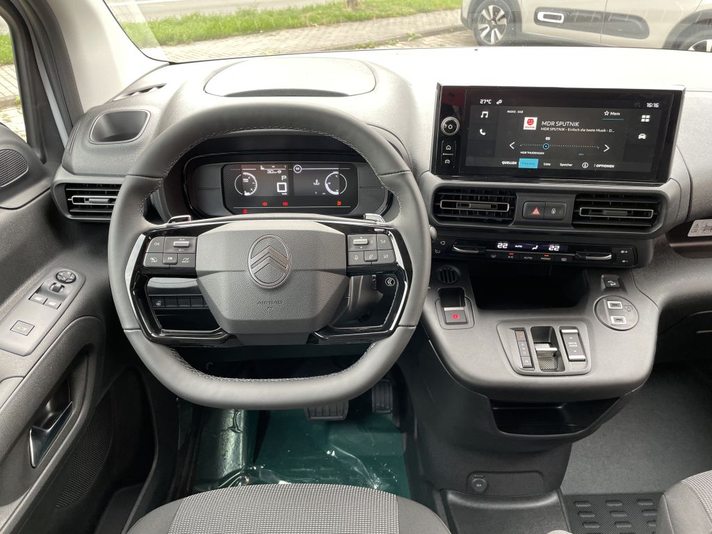 Fahrzeugabbildung Citroën Berlingo Doppelkabine L2 BlueHDi 130 EAT8 + AHK