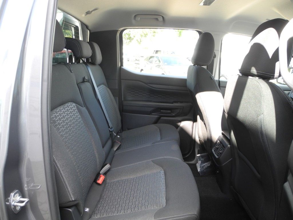Fahrzeugabbildung Ford Ranger 3,0 l Doka Autm. XLT - Hardtop, Standh.