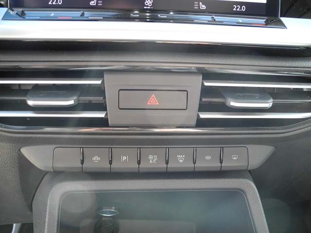 Fahrzeugabbildung Ford Grand Tourneo Connect 1.5 ACTIVE - LED, Panorama
