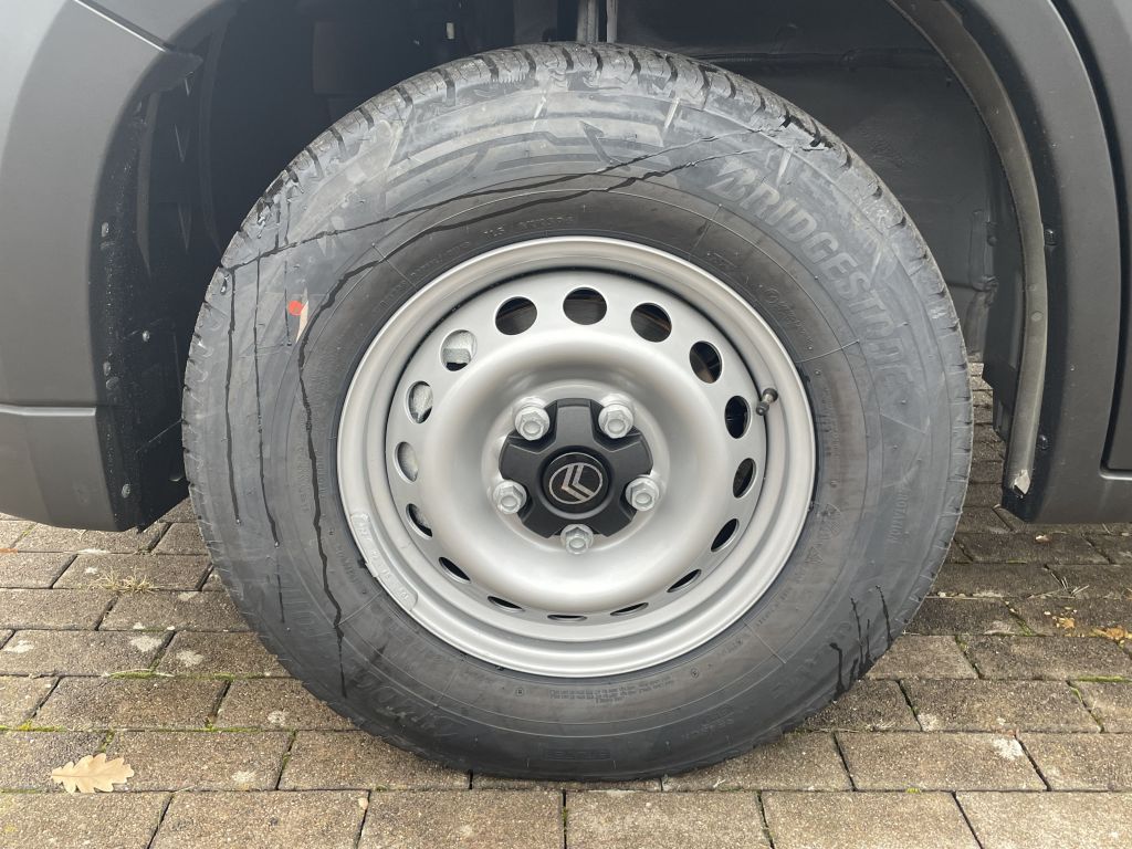 Fahrzeugabbildung Citroën Jumper Kawa 35 Heavy L2H2 180 + Webasto, AHK