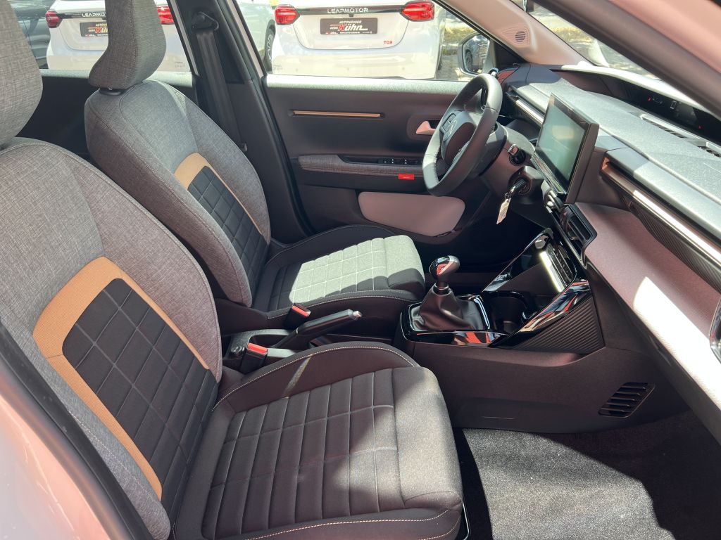 Fahrzeugabbildung Citroën C3 Aircross Turbo 100 Stop&Start PLUS