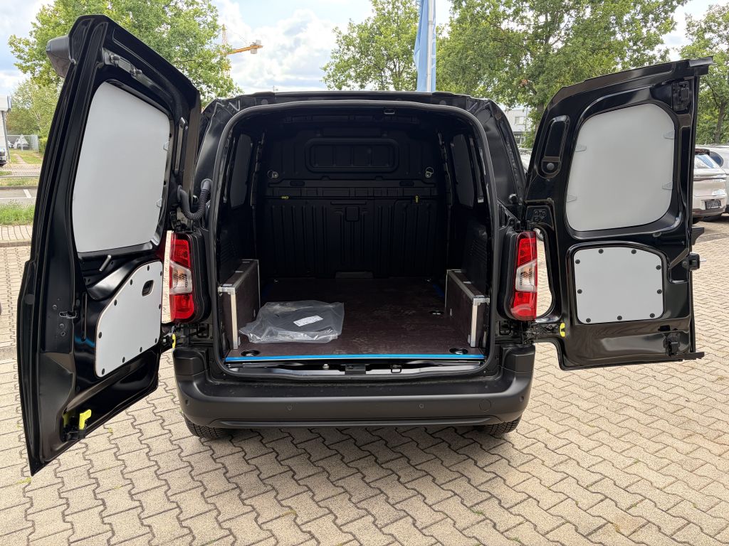Fahrzeugabbildung Citroën Berlingo M Diesel 130 + Winter, 2x Schiebetür