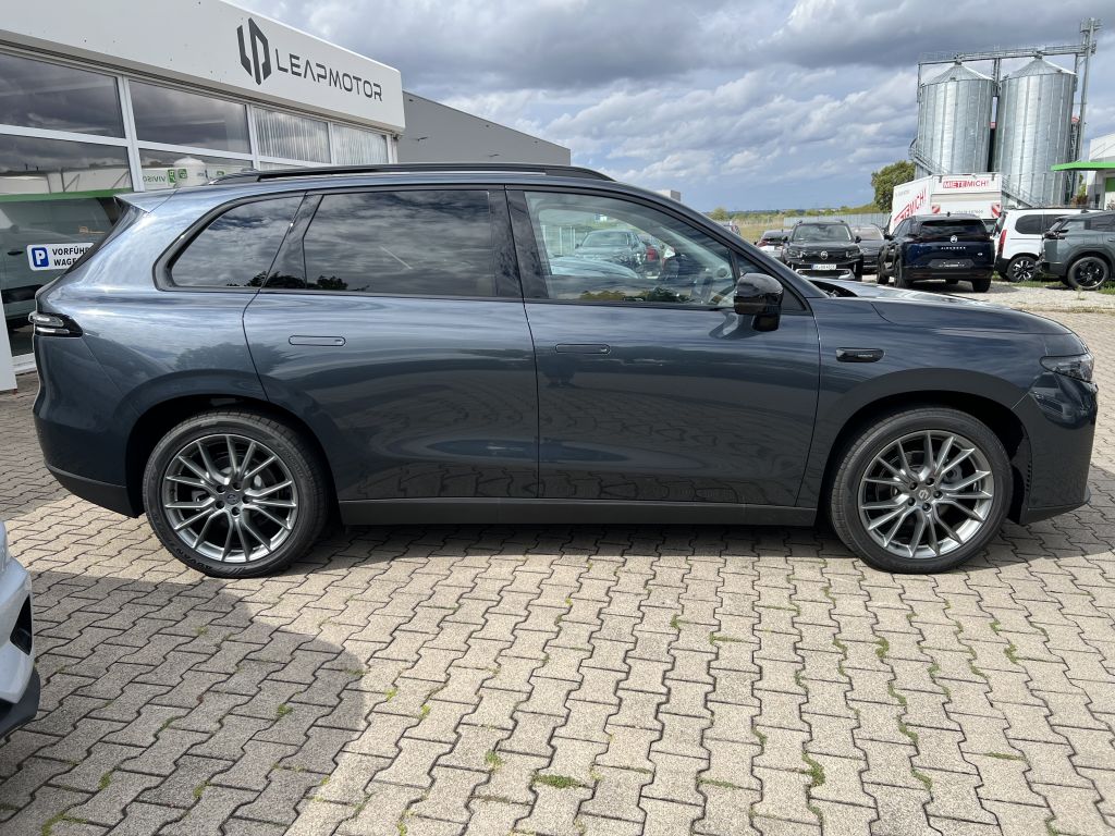 Fahrzeugabbildung Leapmotor C10 ProMax 81,9 kWh Design