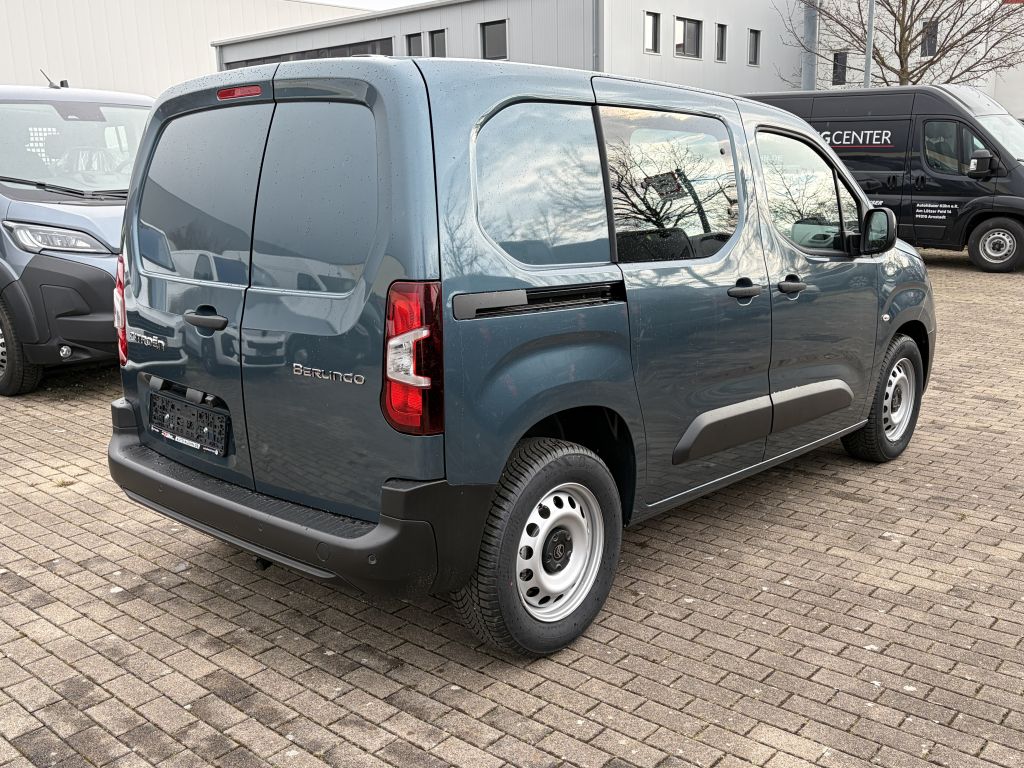Fahrzeugabbildung Citroën Berlingo M Benzin 110 + 2 Schiebet verglast, AHK