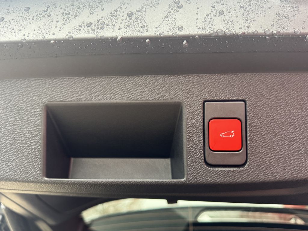 Fahrzeugabbildung Citroën C5 Aircross Hybrid 145 MAX Winter-Paket AHK