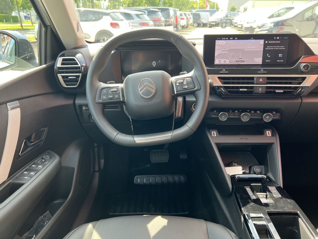 Fahrzeugabbildung Citroën C4 PureTech 130 S&S EAT8 MAX Techno Winter Paket