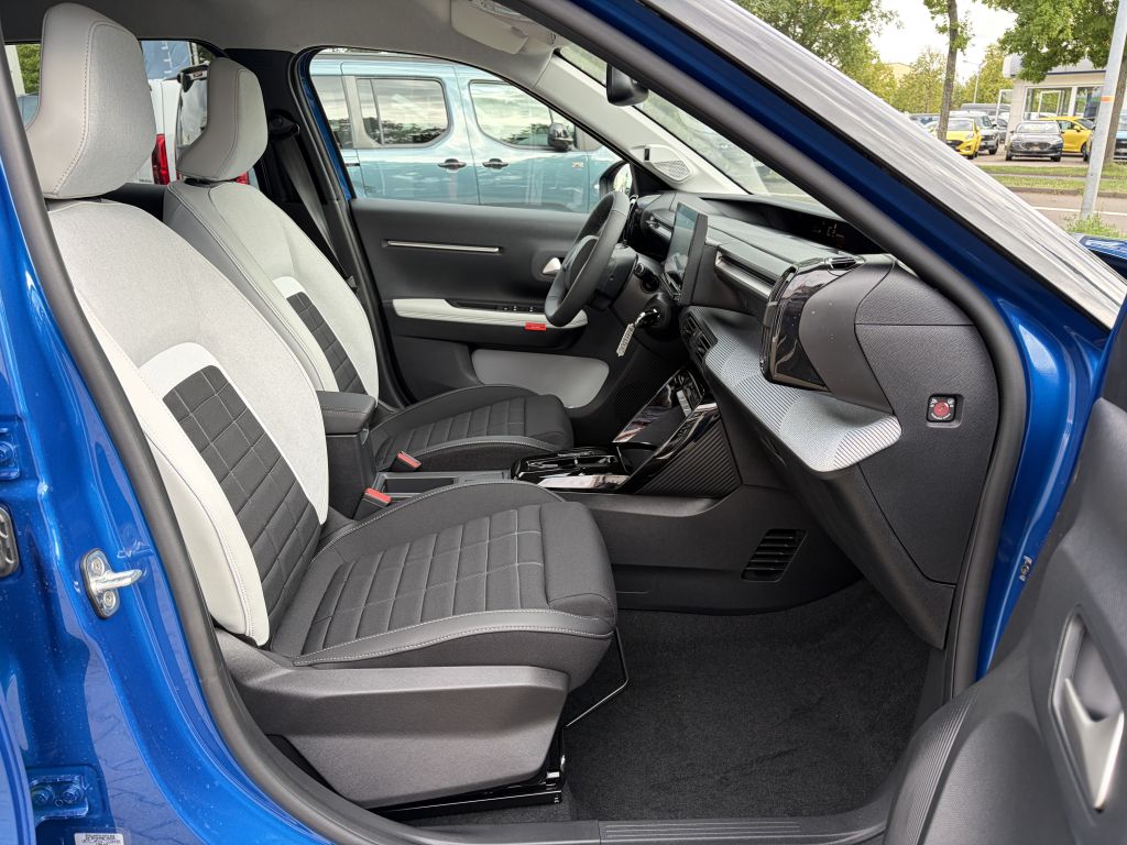 Fahrzeugabbildung Citroën C3 Hybrid 110 MAX + Winter-Paket