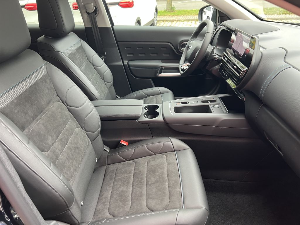 Fahrzeugabbildung Citroën C5 Aircross BlueHDI 130 S&S EAT8 MAX