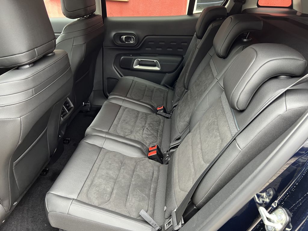 Fahrzeugabbildung Citroën C5 Aircross BlueHDI 130 S&S EAT8 MAX