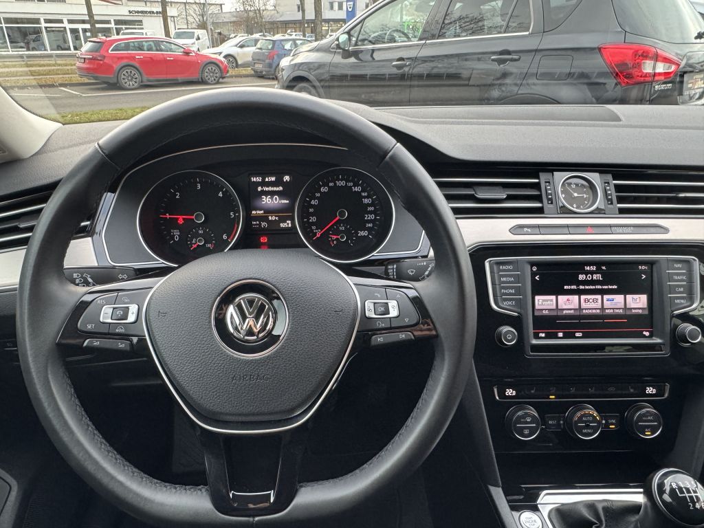 Fahrzeugabbildung Volkswagen Passat Variant 2.0 TDI BlueMotion Highline