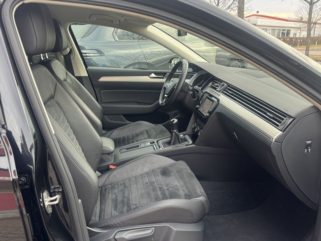Fahrzeugabbildung Volkswagen Passat Variant 2.0 TDI BlueMotion Highline
