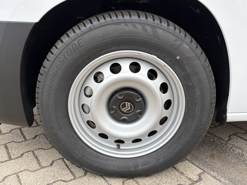 Fahrzeugabbildung Citroën Berlingo M Benzin 110 + Heckklappe, AHK, 2 S-Tür