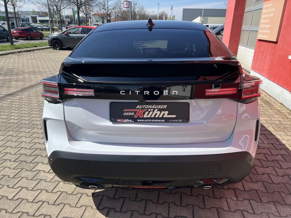 Fahrzeugabbildung Citroën C4 PureTech 130 Stop&Start EAT8 MAX