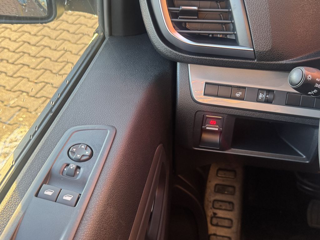 Fahrzeugabbildung Citroën Spacetourer XL Diesel 180 Plus Automatik