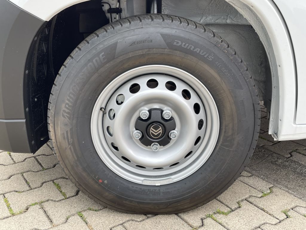 Fahrzeugabbildung Citroën Jumper Kawa 35 Heavy L2H2 BlueHDi 180 Autom.