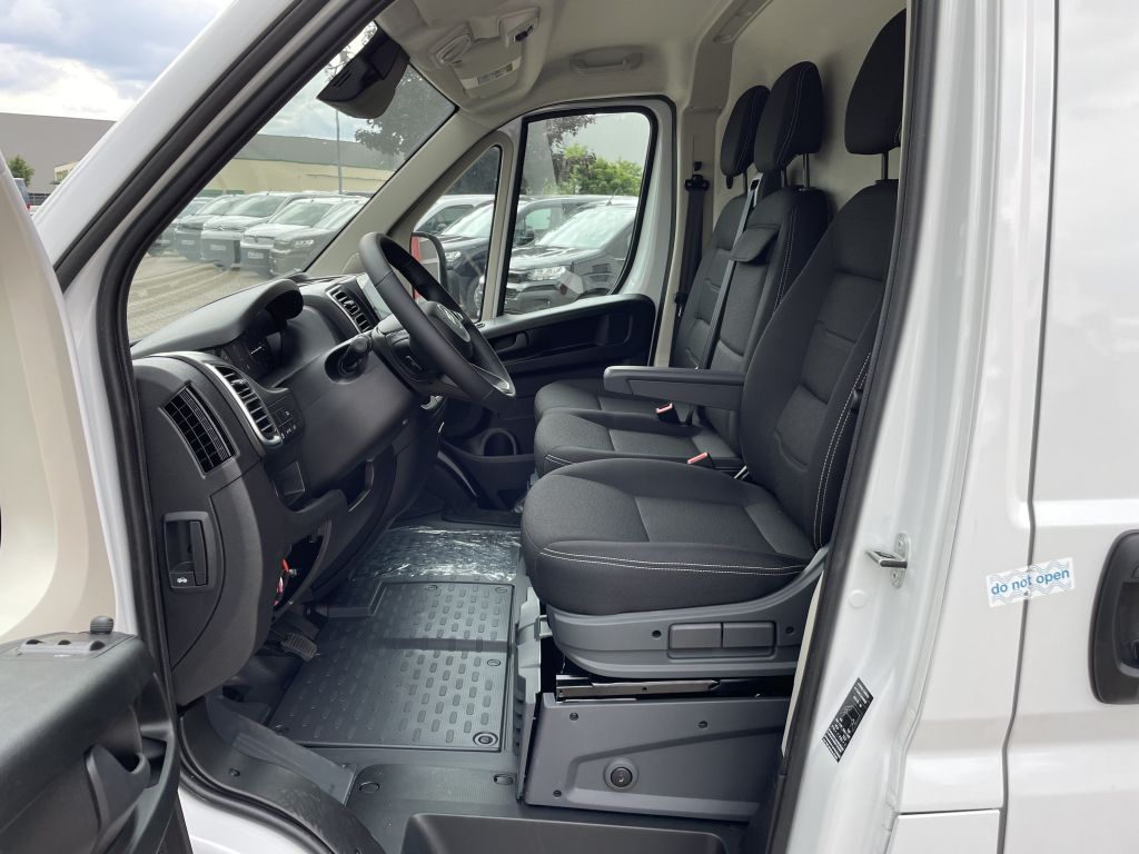 Fahrzeugabbildung Citroën Jumper Kawa 35 Heavy L2H2 BlueHDi 180 Autom.