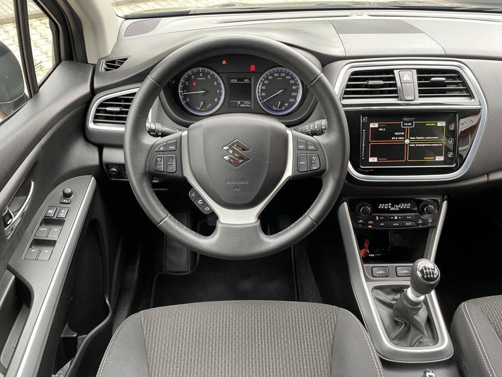 Fahrzeugabbildung Suzuki SX4 S-Cross 1.4 Boosterjet Comfort (4x2)