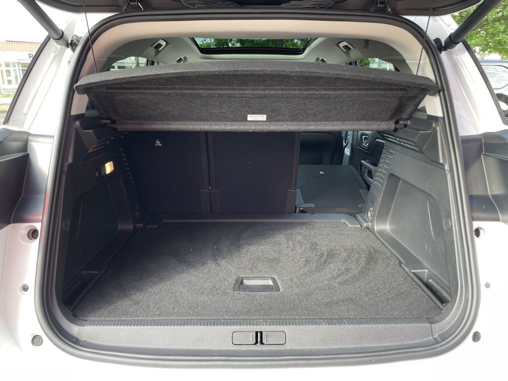 Fahrzeugabbildung Citroën C5 Aircross BlueHDi 180 EAT8 Shine Pack + AHK