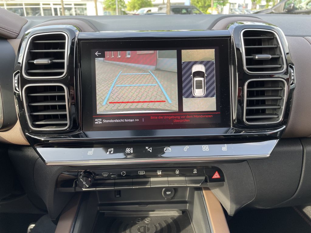 Fahrzeugabbildung Citroën C5 Aircross BlueHDi 180 EAT8 Shine Pack + AHK