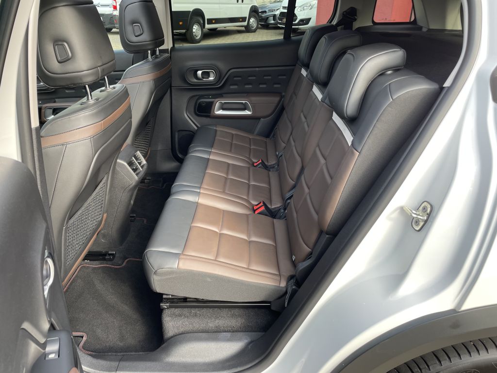 Fahrzeugabbildung Citroën C5 Aircross BlueHDi 180 EAT8 Shine Pack + AHK