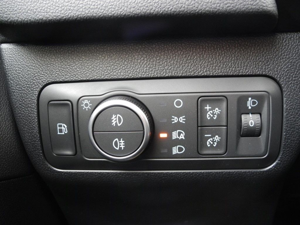 Fahrzeugabbildung Ford Kuga PHEV TITANIUM - Allwetter, 18Z Alu, Navi