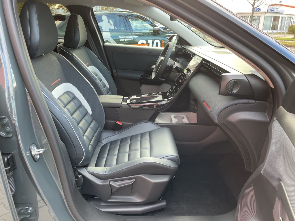 Fahrzeugabbildung Citroën C5 Aircross Hybrid 145 MAX Doppelkupplung 6G