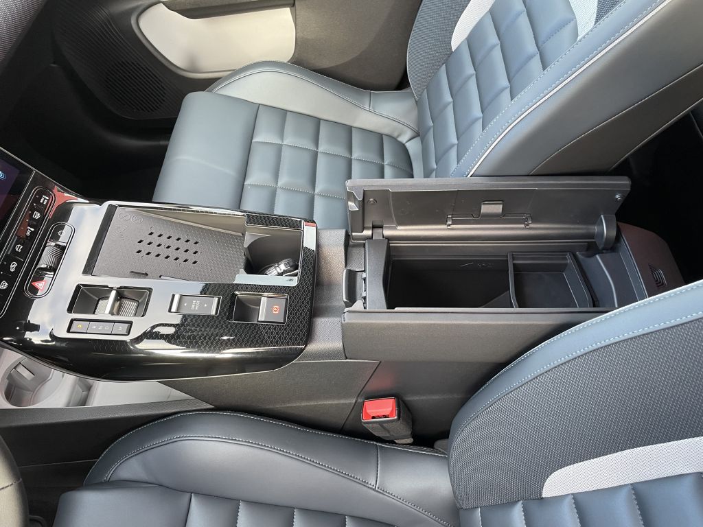 Fahrzeugabbildung Citroën C5 Aircross Hybrid 145 MAX Doppelkupplung 6G