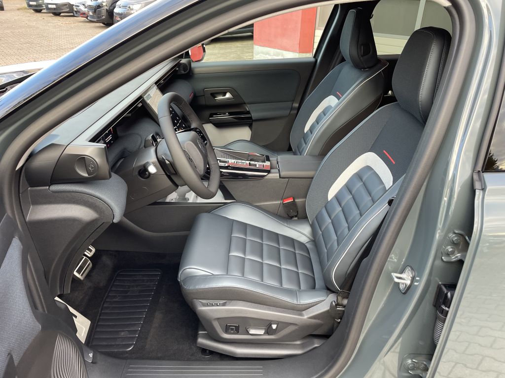 Fahrzeugabbildung Citroën C5 Aircross Hybrid 145 MAX Doppelkupplung 6G