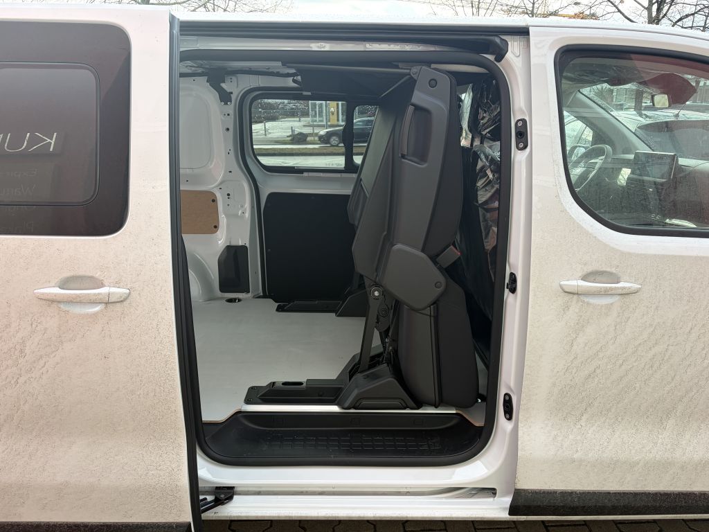 Fahrzeugabbildung Citroën Jumpy Flexkabine XL 2.2 Diesel 150 Man + 5-Sitze