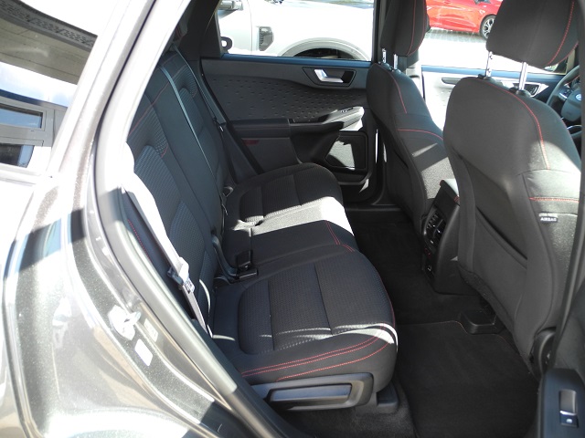 Fahrzeugabbildung Ford Kuga 2.5 PHEV ST-LINE - Adapt. LED, el. Heckkl.