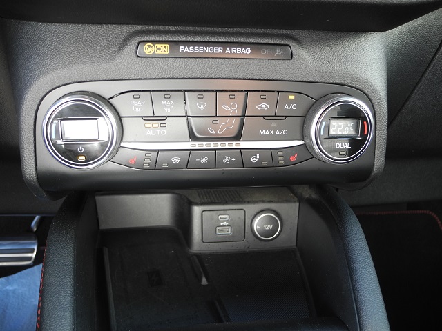 Fahrzeugabbildung Ford Kuga 2.5 PHEV ST-LINE - Adapt. LED, el. Heckkl.