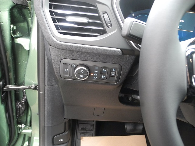 Fahrzeugabbildung Ford Kuga 2.5 PHEV ACTIVE -Allw., Winter-P, Navi, AHK