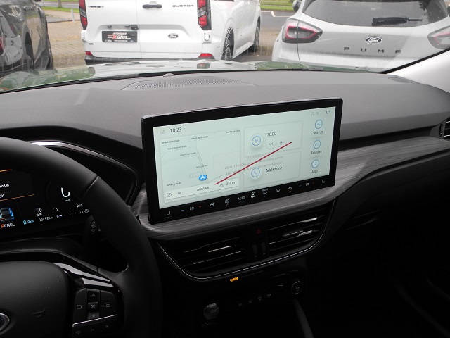 Fahrzeugabbildung Ford Kuga 2.5 PHEV ACTIVE -Allw., Winter-P, Navi, AHK